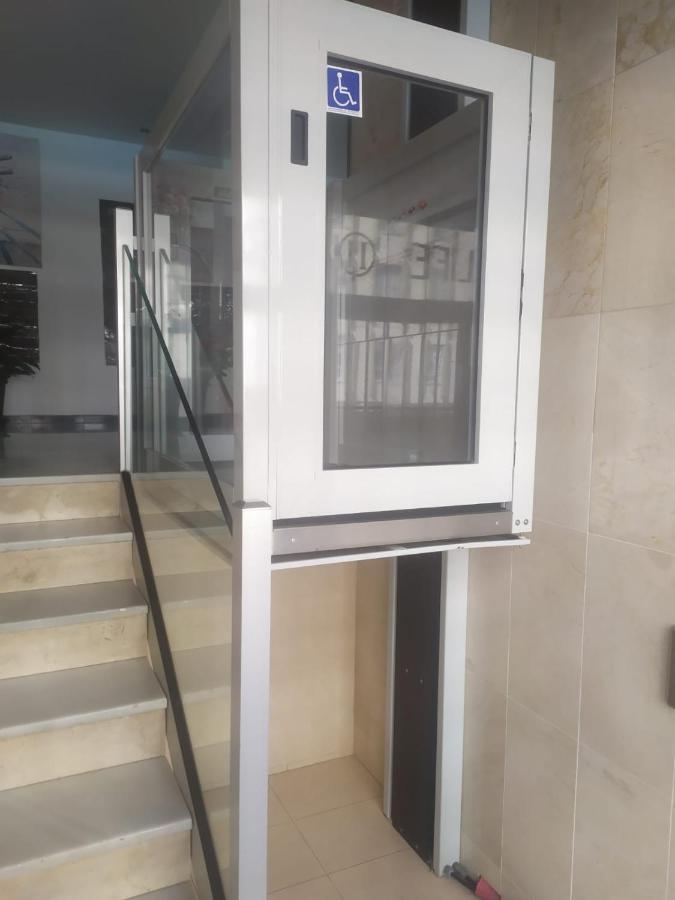Ferienwohnung Amplio Piso En Centro De Torre Del Mar Exterior foto